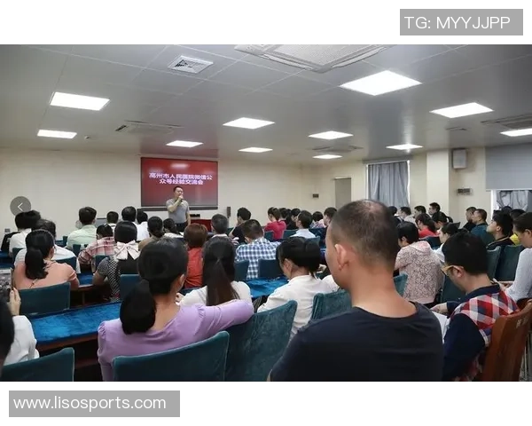 陈敏专访：追忆足球生涯的辉煌与挑战，畅谈未来发展方向